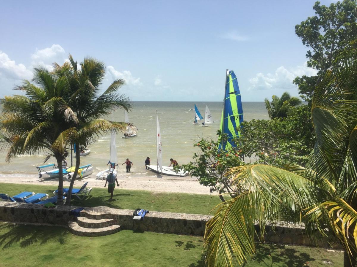 Almond Tree Hotel Resort Corozal Exterior foto